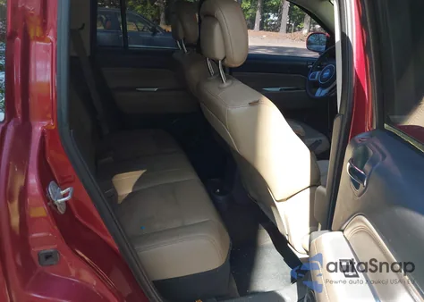 2014 Jeep Compass Latitude из США, поврежденный, VIN 1C4NJDEB2ED517403